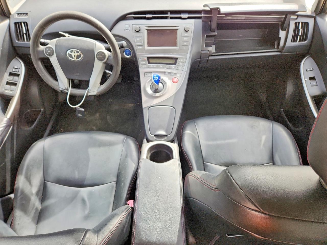 2013 TOYOTA PRIUS photo 22