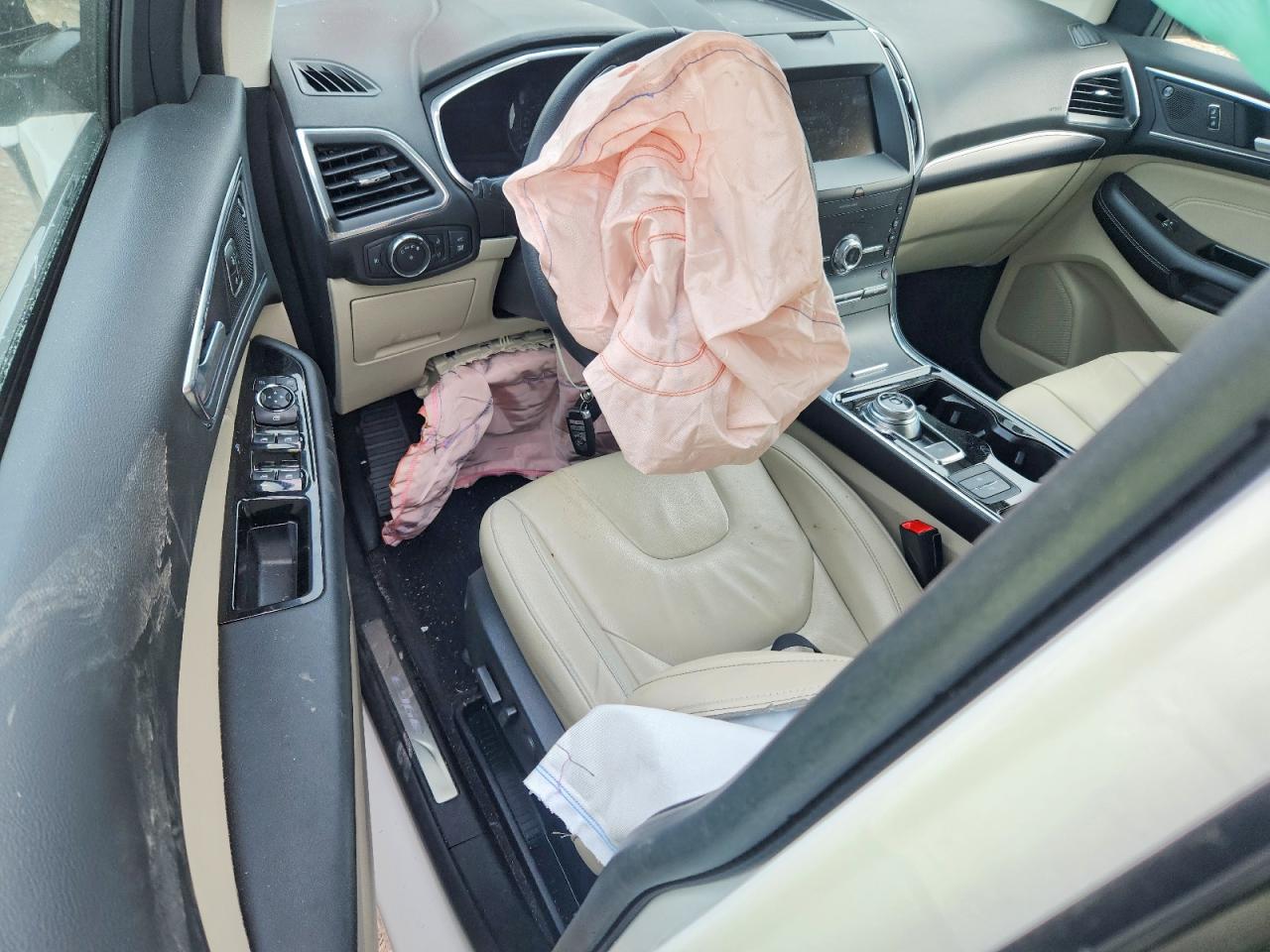 2020 FORD EDGE TITANIUM photo 8