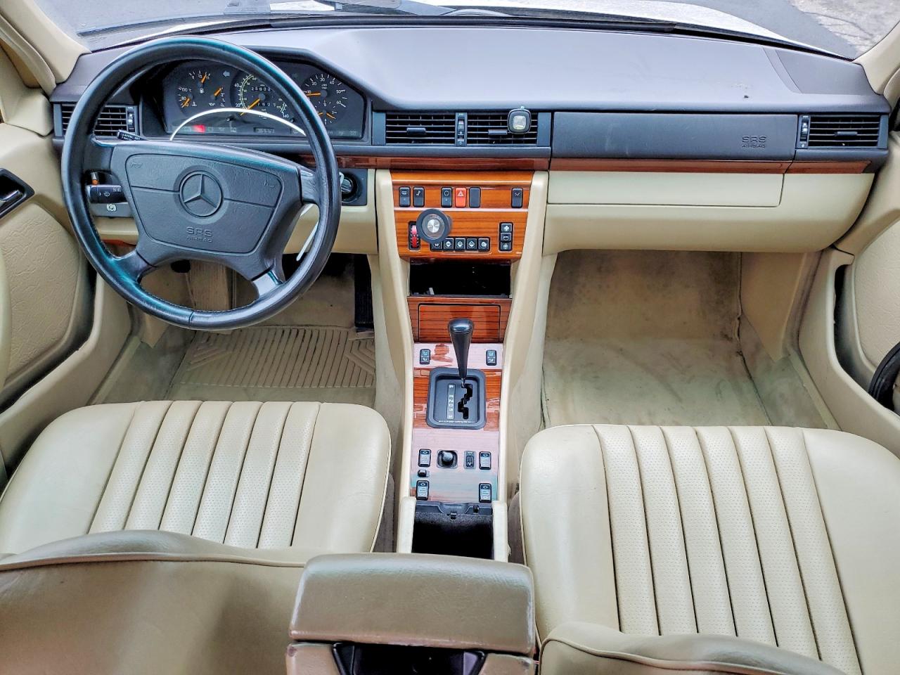 1993 MERCEDES-BENZ 300 D photo 8