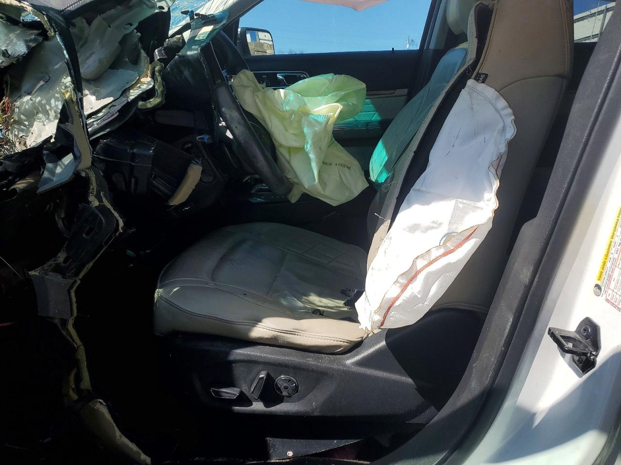 2016 FORD EXPLORER PLATINUM photo 13