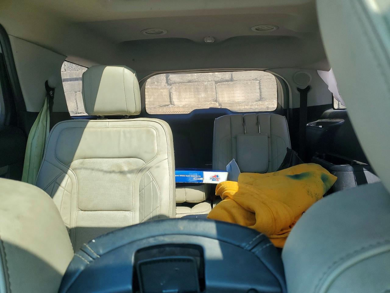 2016 FORD EXPLORER PLATINUM photo 19
