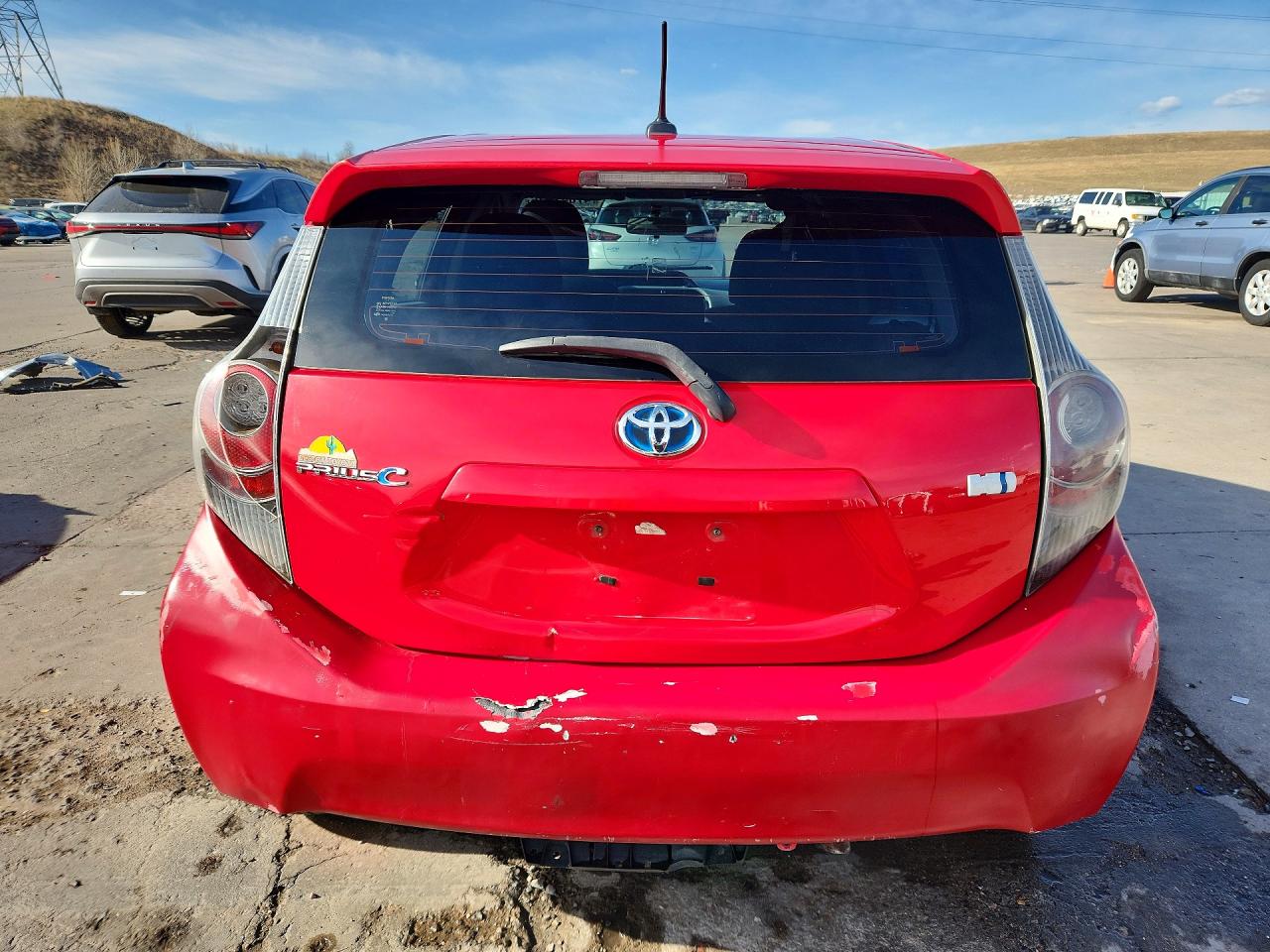 2012 TOYOTA PRIUS C THREE photo 11