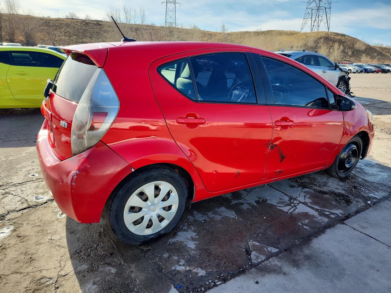 2012 TOYOTA PRIUS C THREE photo 5