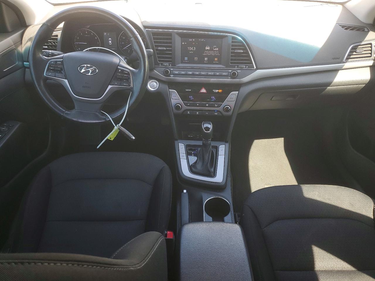 2018 HYUNDAI ELANTRA VALUE EDITION photo 8