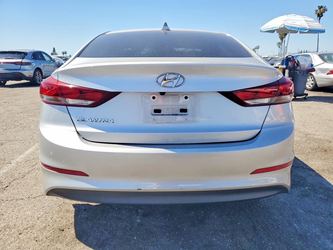 2018 HYUNDAI ELANTRA VALUE EDITION photo 6