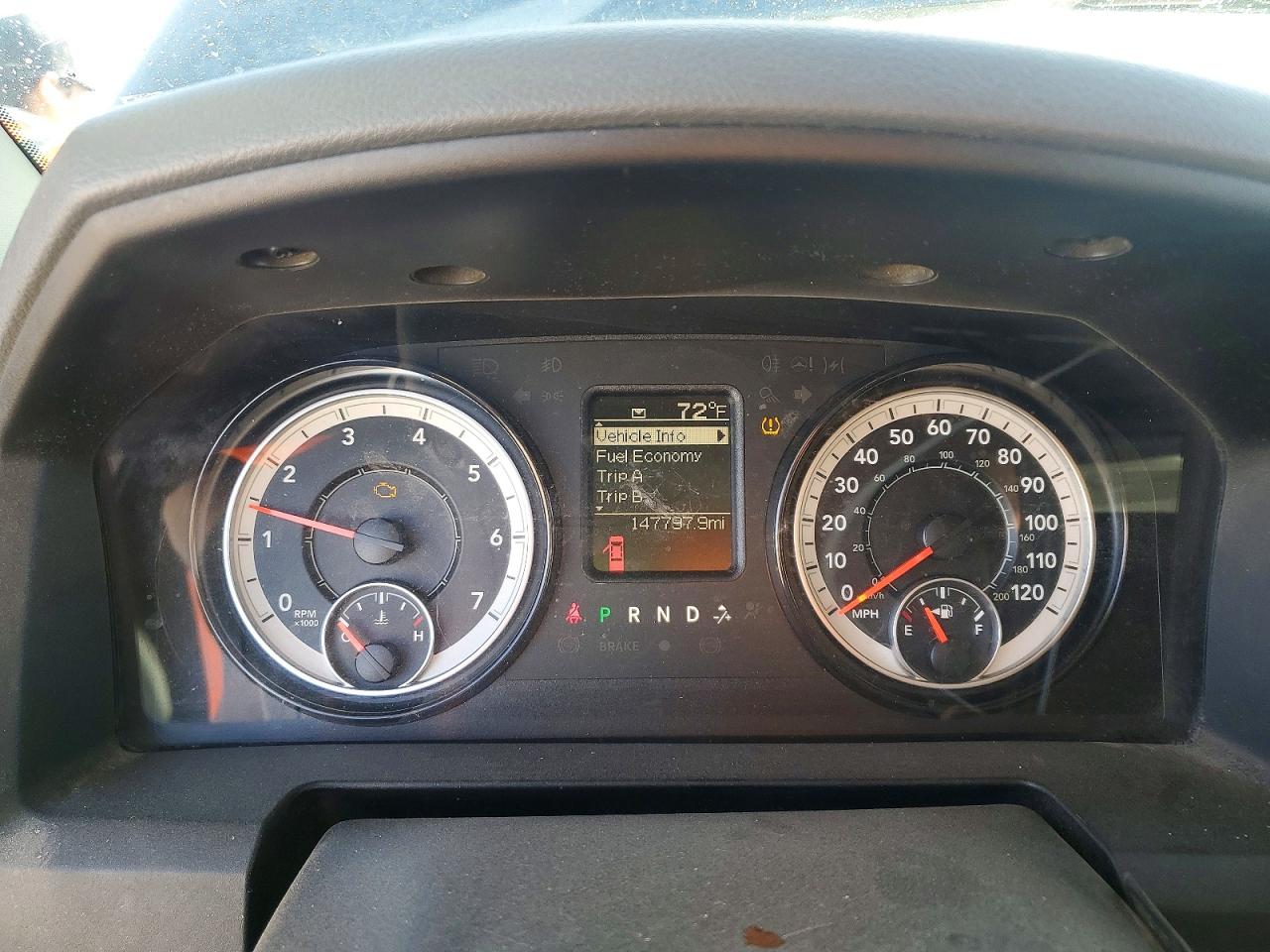 2018 RAM 2500 ST photo 25