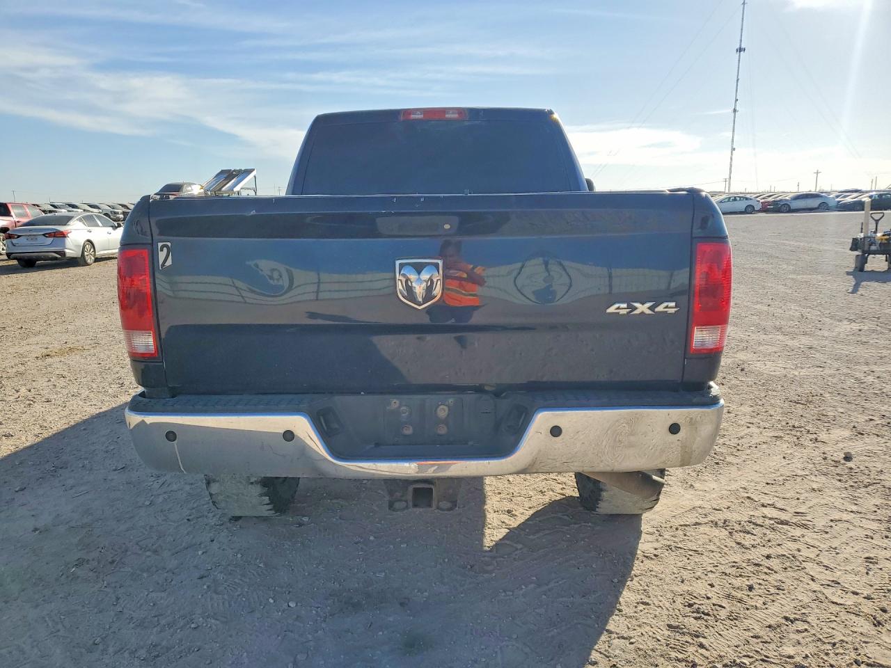 2018 RAM 2500 ST photo 16