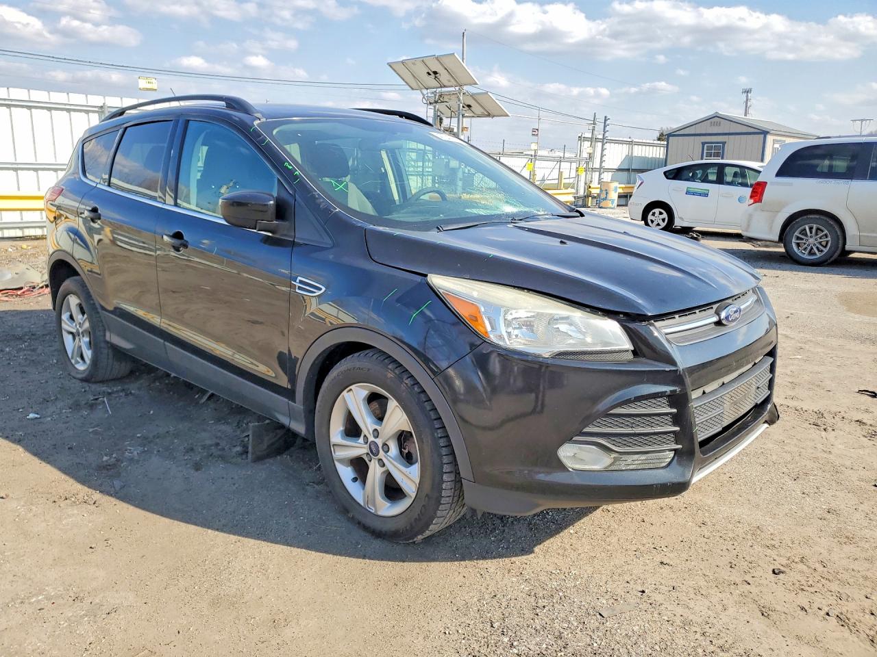 2014 FORD ESCAPE SE photo 4