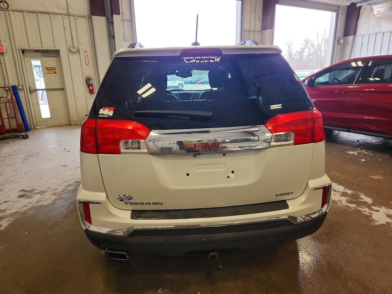 2017 GMC TERRAIN SLT photo 16