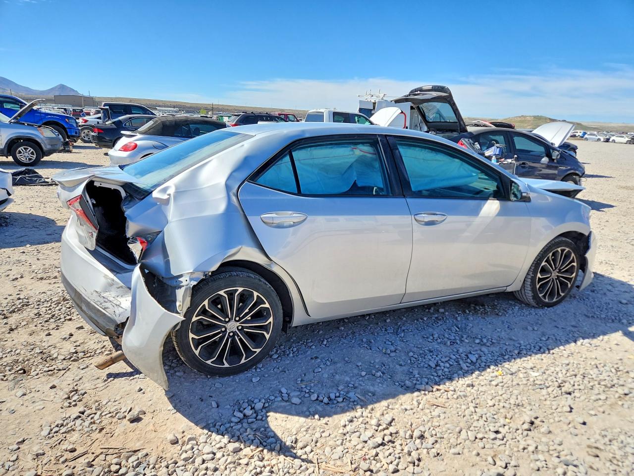 2016 TOYOTA COROLLA S PLUS photo 5