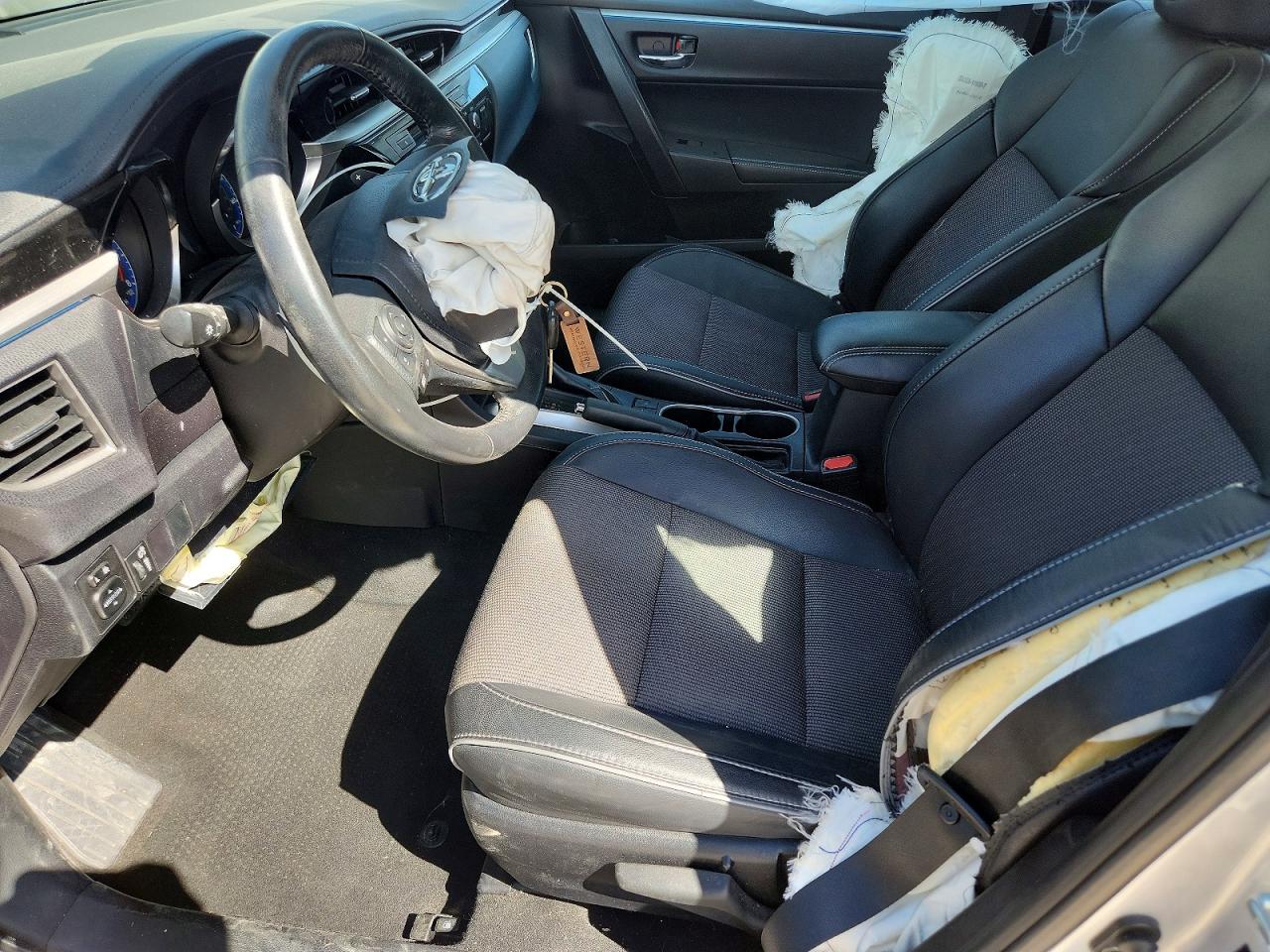 2016 TOYOTA COROLLA S PLUS photo 13