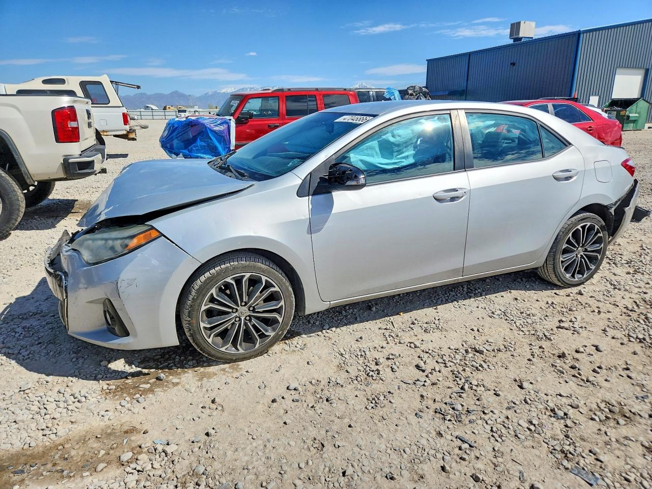 2016 TOYOTA COROLLA
