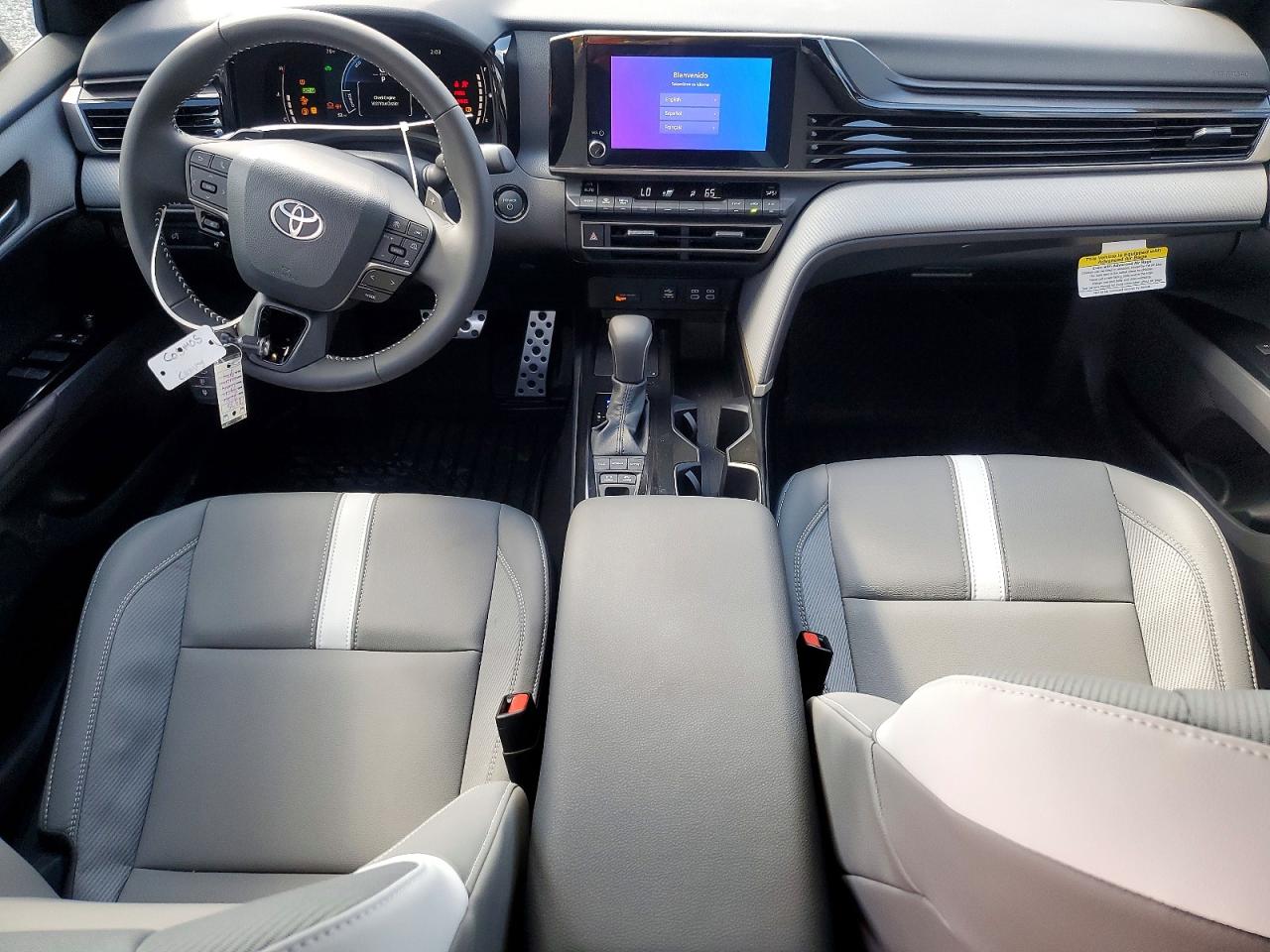 2026 TOYOTA CAMRY SE photo 22
