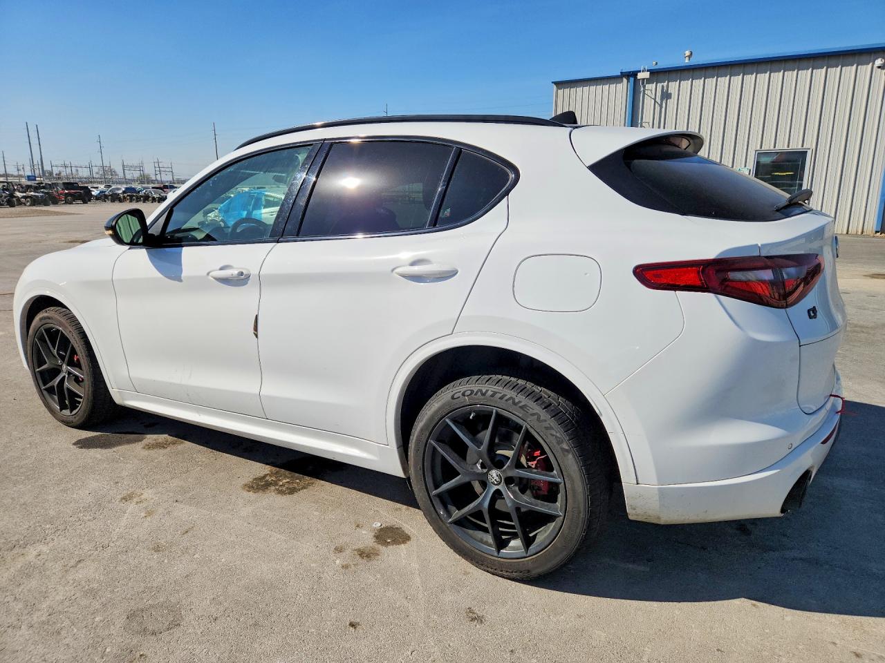 2020 ALFA ROMEO STELVIO TI photo 2