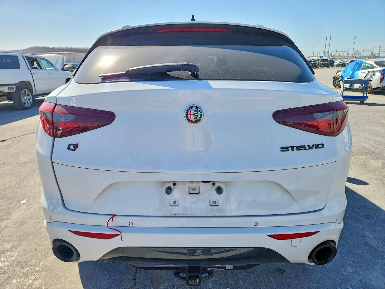2020 ALFA ROMEO STELVIO TI photo 6