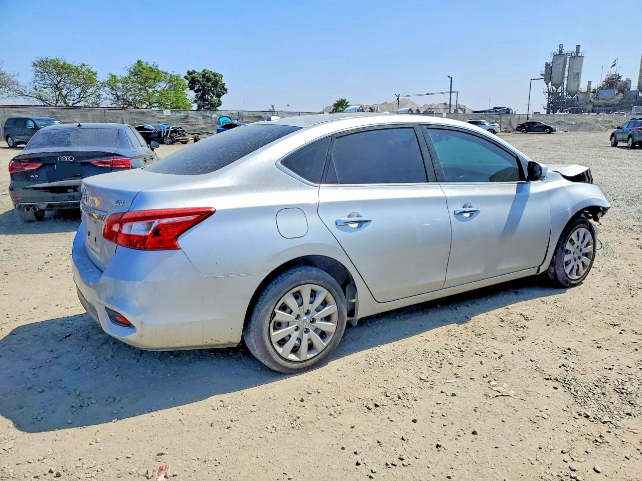 2017 NISSAN SENTRA SV photo 5