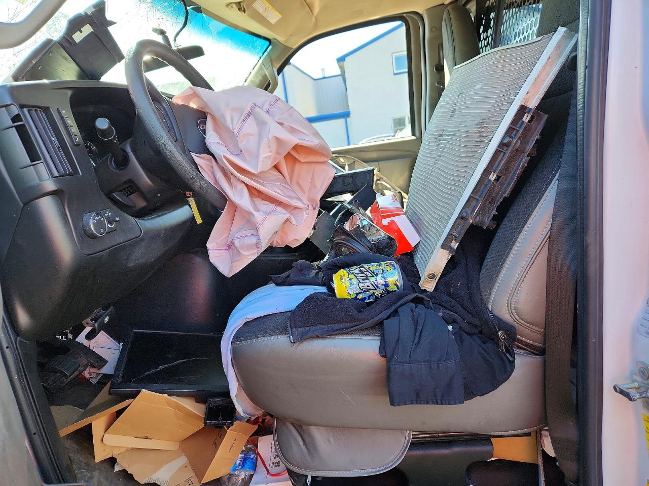 2023 GMC SAVANA 2500 CARGO UTILITY / SERVICE VAN photo 19