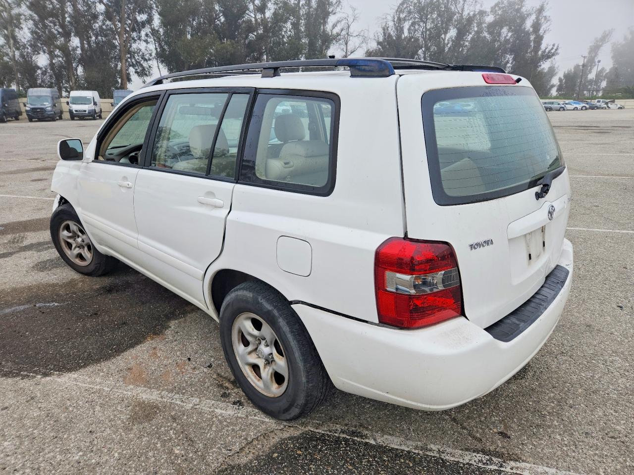 2007 TOYOTA HIGHLANDER BASE photo 3