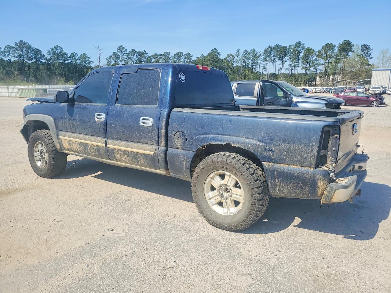 2005 CHEVROLET SILVERADO K1500 photo 4
