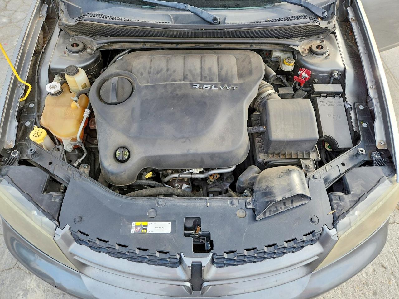 2013 DODGE AVENGER SE photo 31