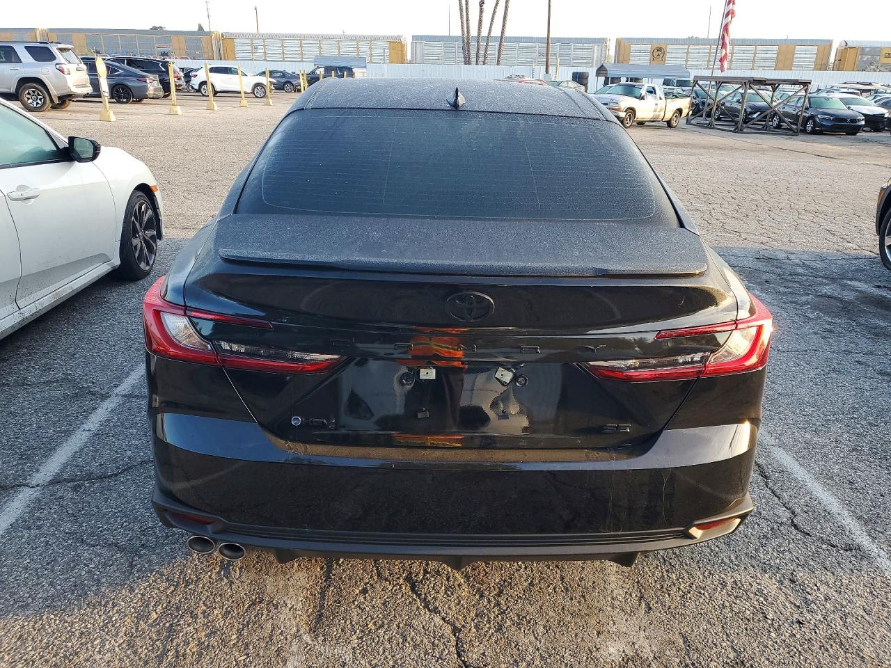 2026 TOYOTA CAMRY SE photo 6