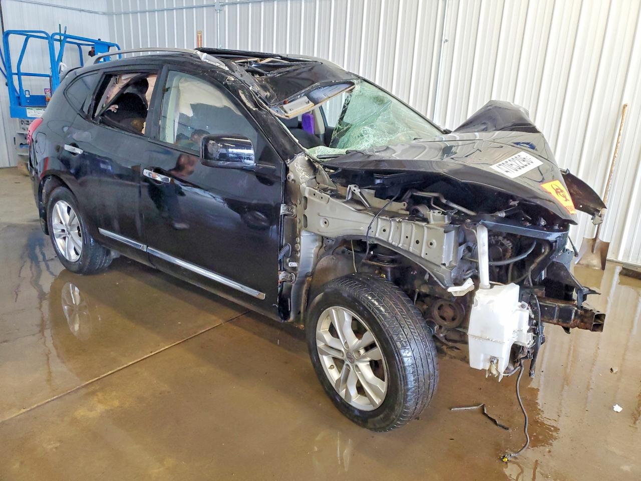 2013 NISSAN ROGUE S photo 4
