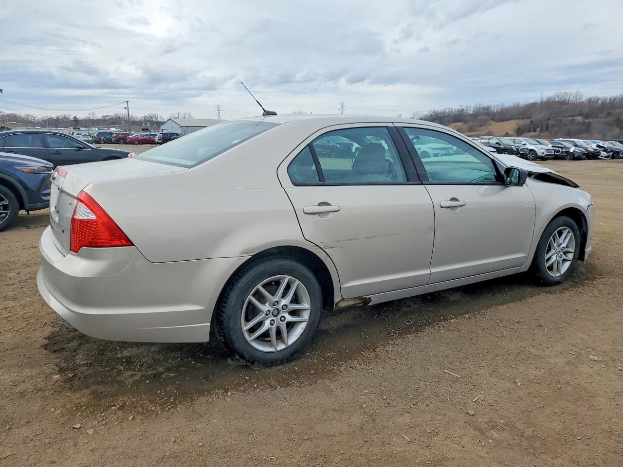 2010 FORD FUSION S photo 5