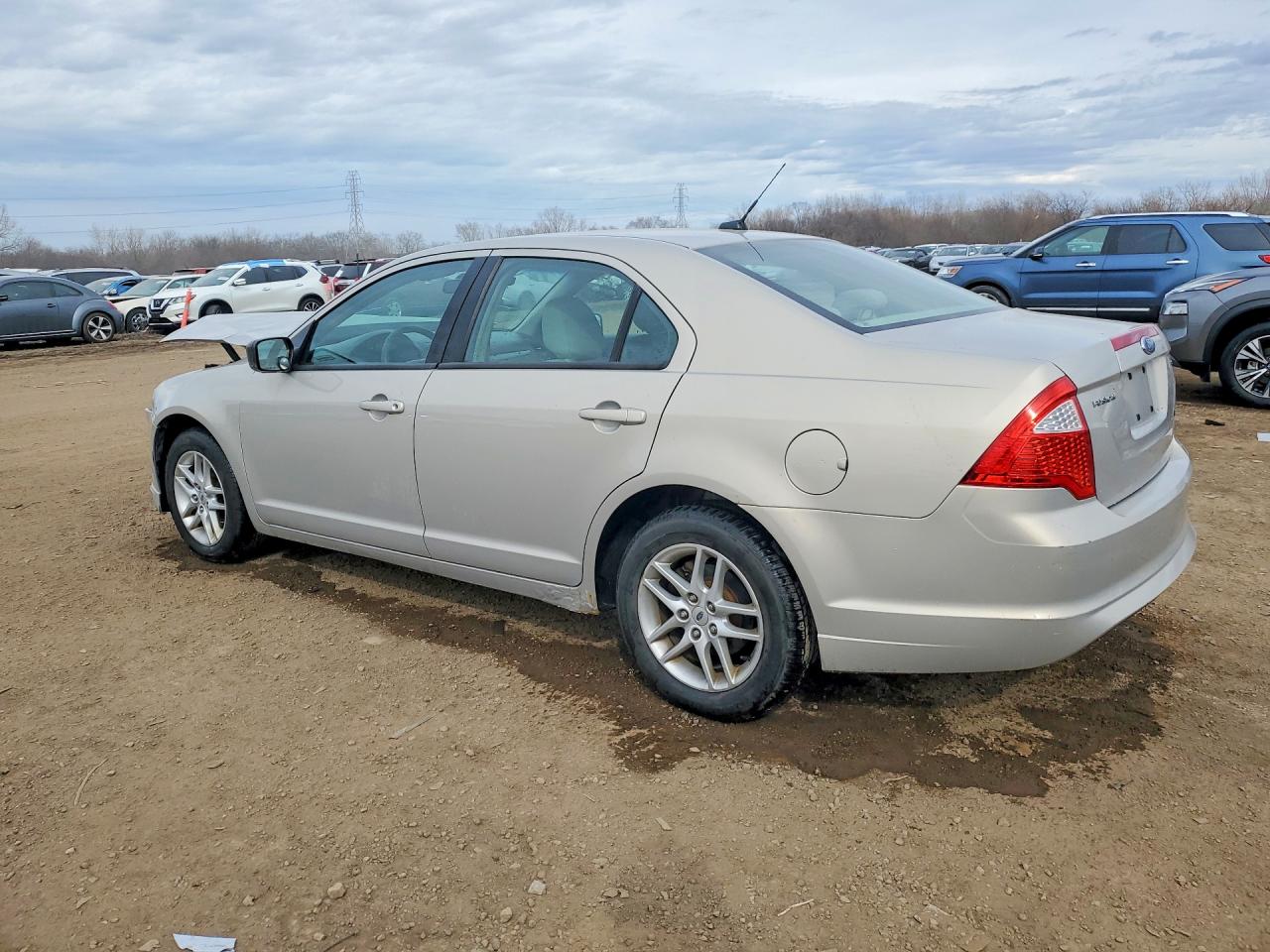 2010 FORD FUSION S photo 3