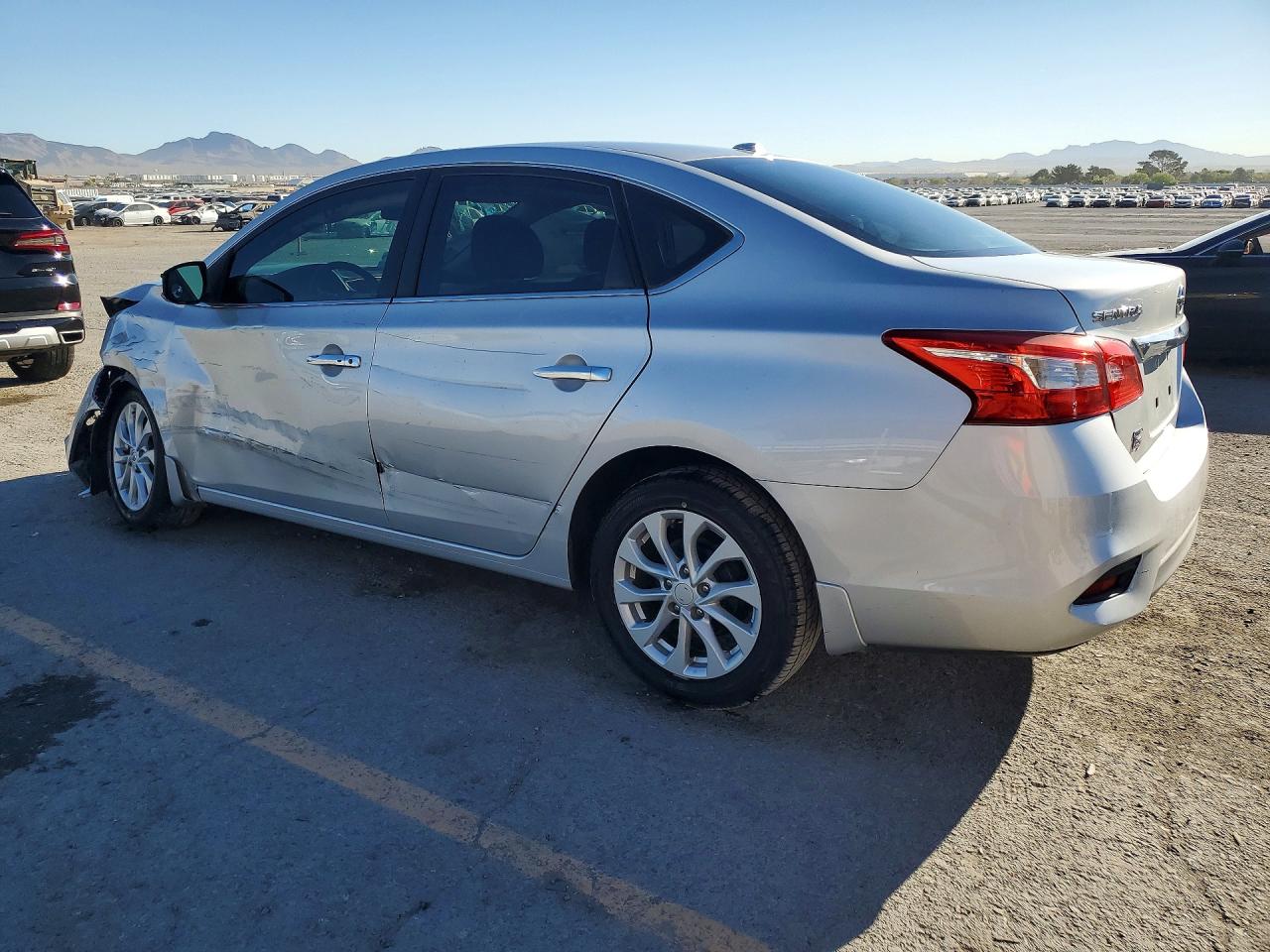 2019 NISSAN SENTRA SV photo 4
