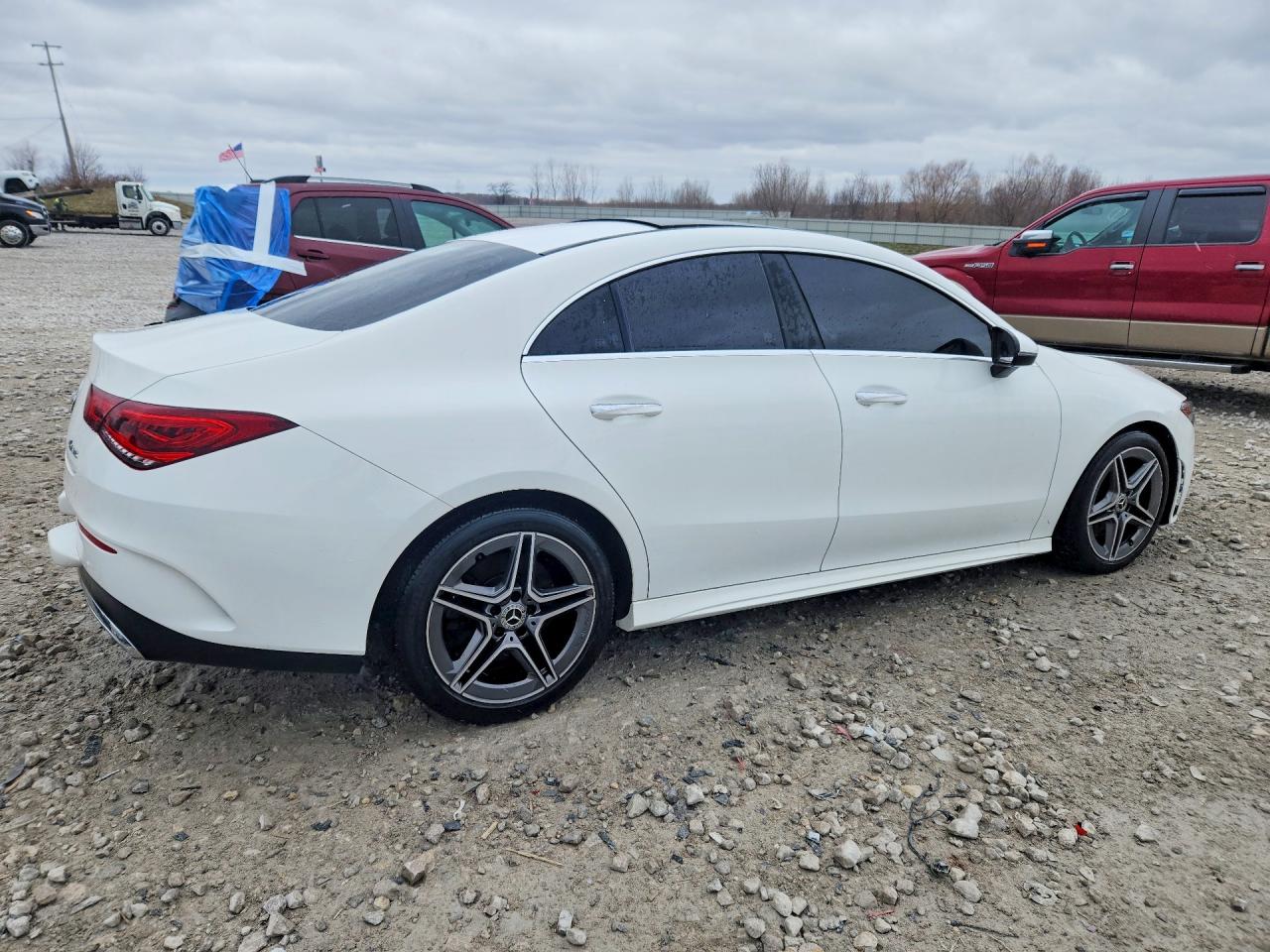 2021 MERCEDES-BENZ CLA 250 4MATIC photo 3