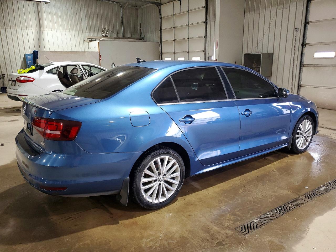 2016 VOLKSWAGEN JETTA SEL photo 3