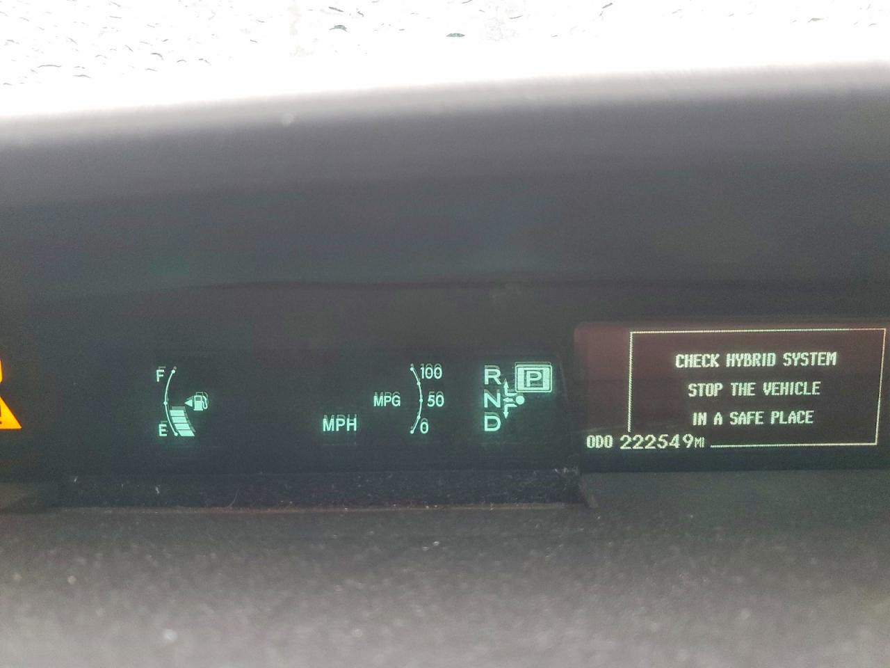 2013 TOYOTA PRIUS TWO photo 25