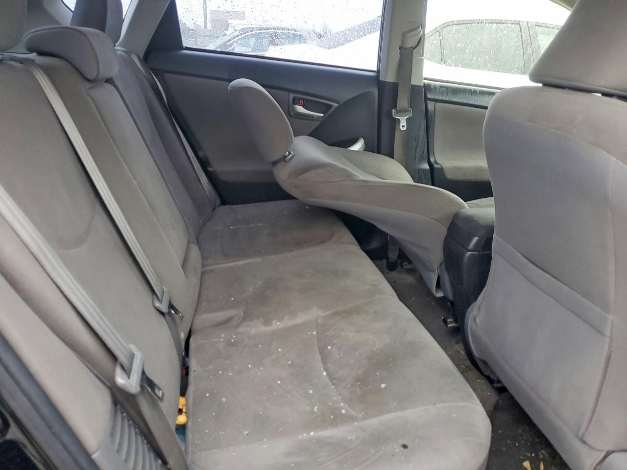 2013 TOYOTA PRIUS TWO photo 28