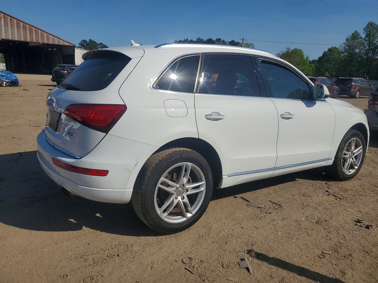 2017 AUDI Q5 PREMIUM PLUS photo 3