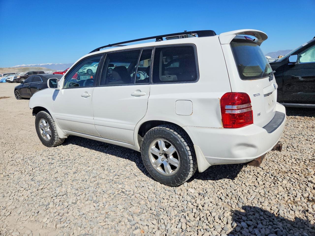 2003 TOYOTA HIGHLANDER BASE photo 3