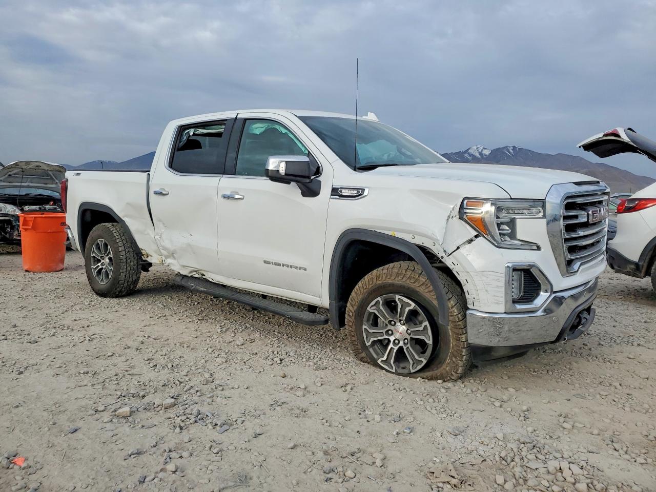 2020 GMC SIERRA K1500 SLT photo 4