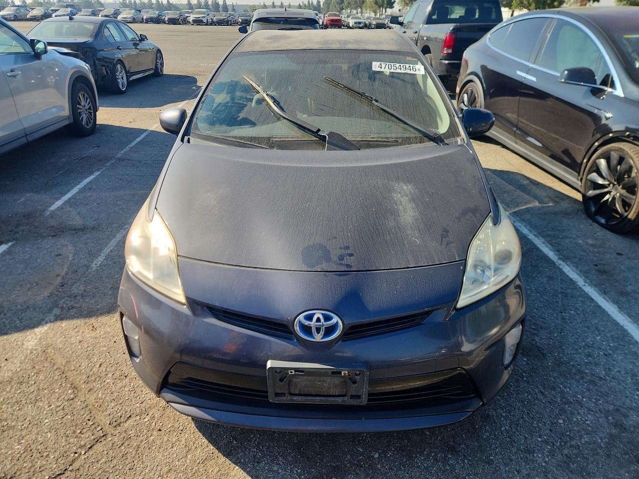 2015 TOYOTA PRIUS TWO photo 5