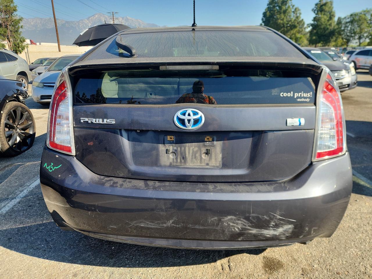 2015 TOYOTA PRIUS TWO photo 6