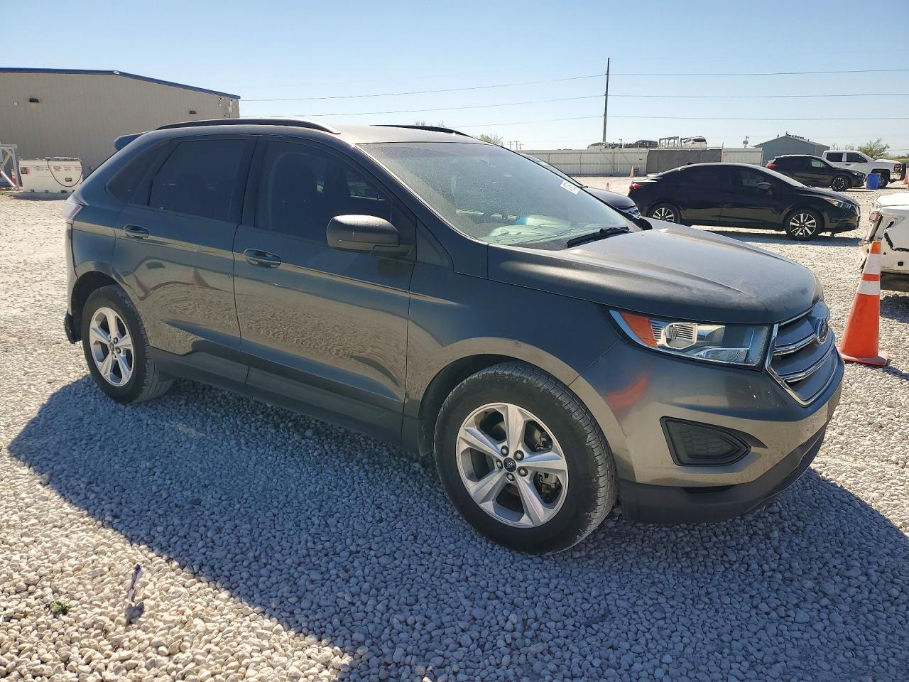2015 FORD EDGE SE photo 4