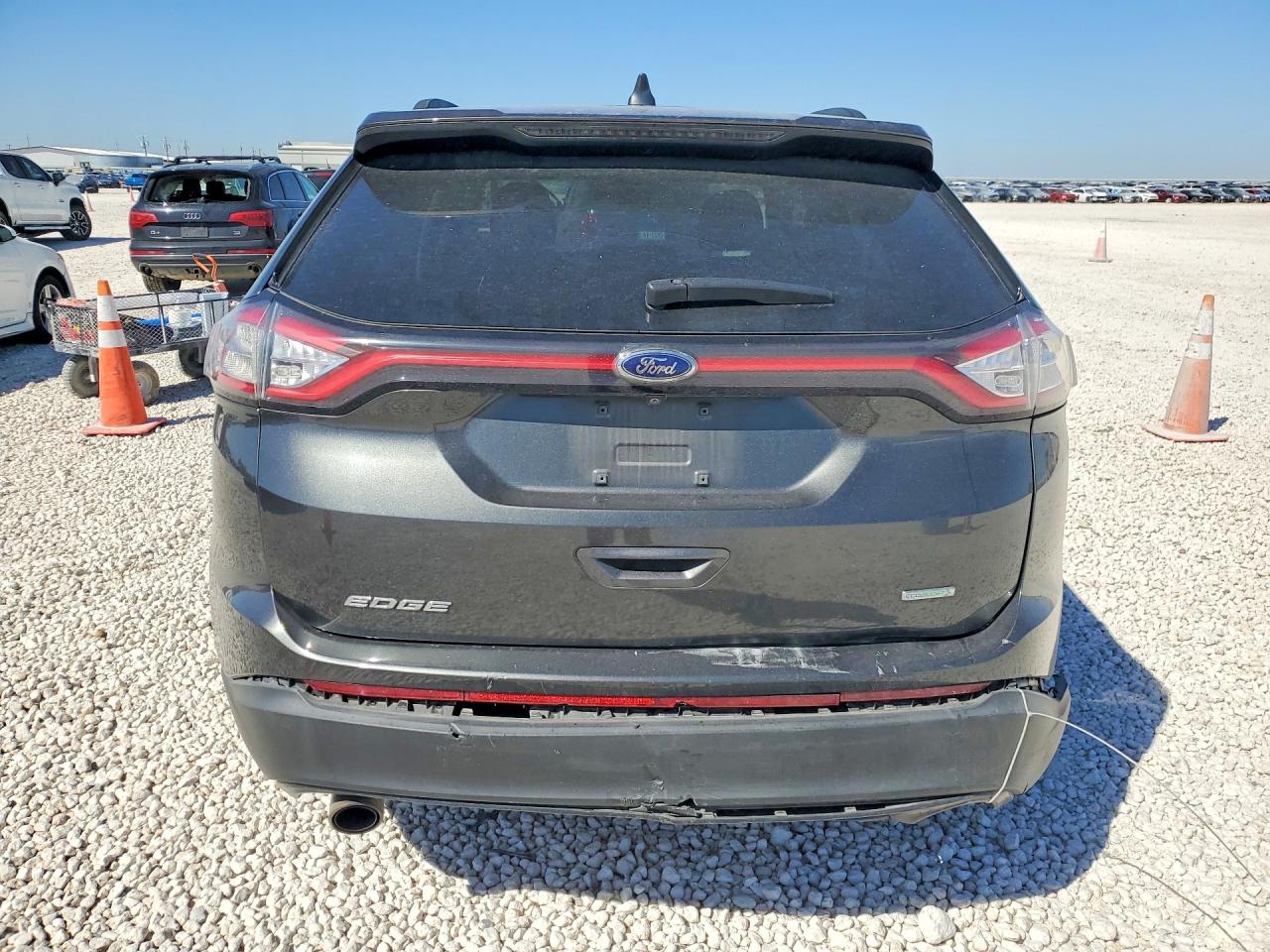 2015 FORD EDGE SE photo 6