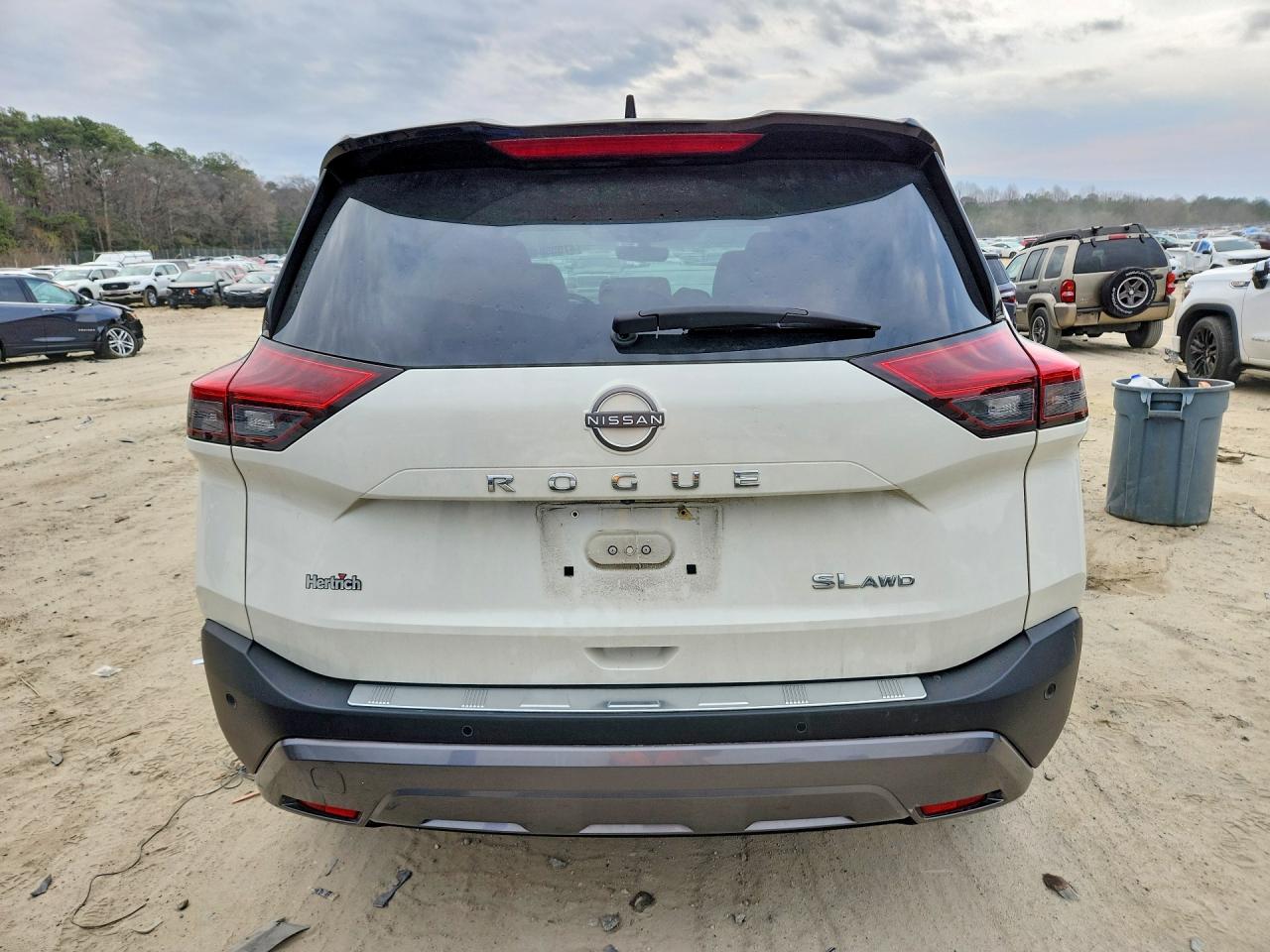 2023 NISSAN ROGUE SL photo 16