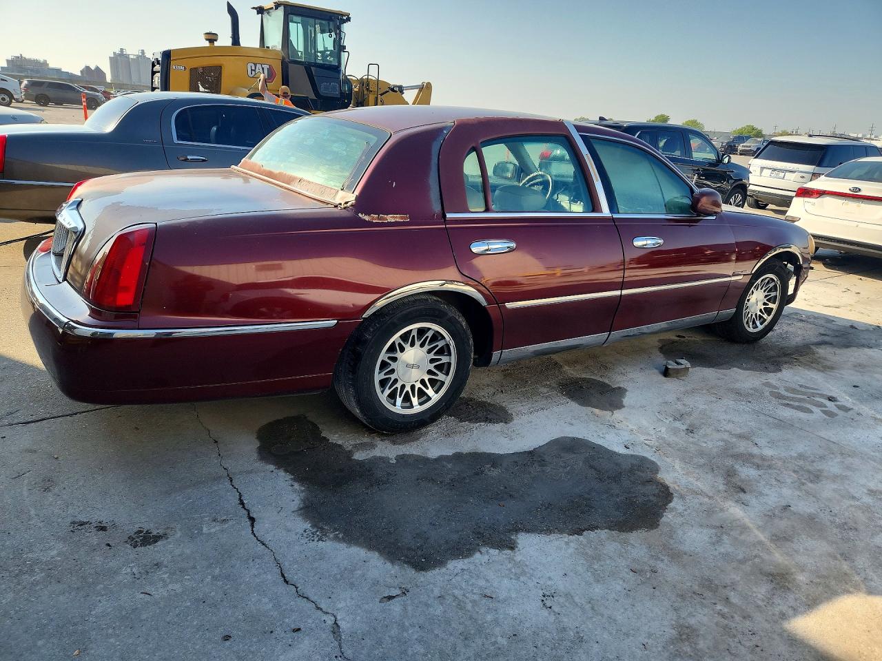 2000 LINCOLN TOWN CAR SIGNATURE photo 5