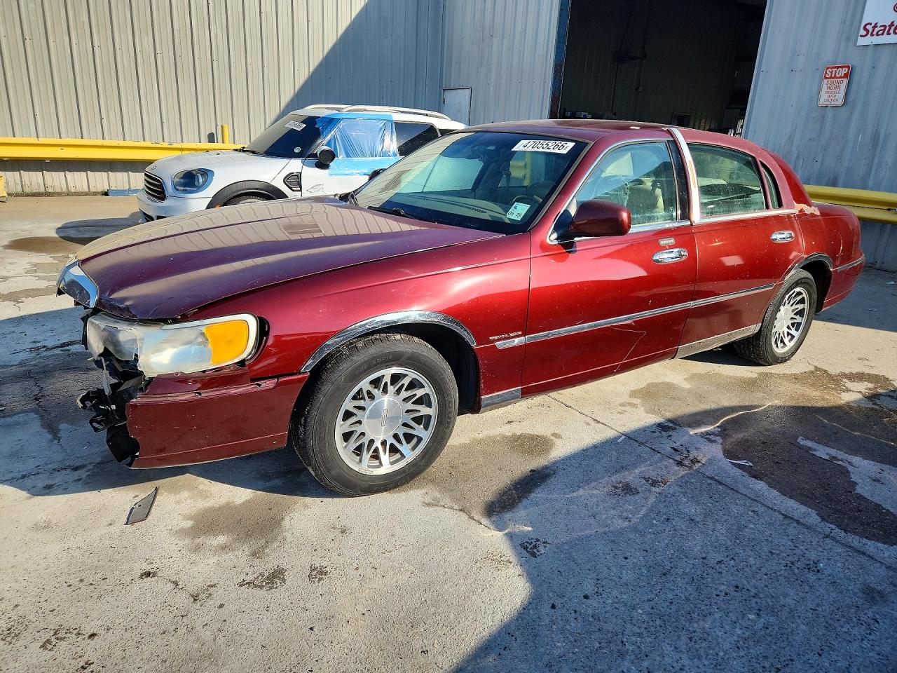2000 LINCOLN TOWN CAR