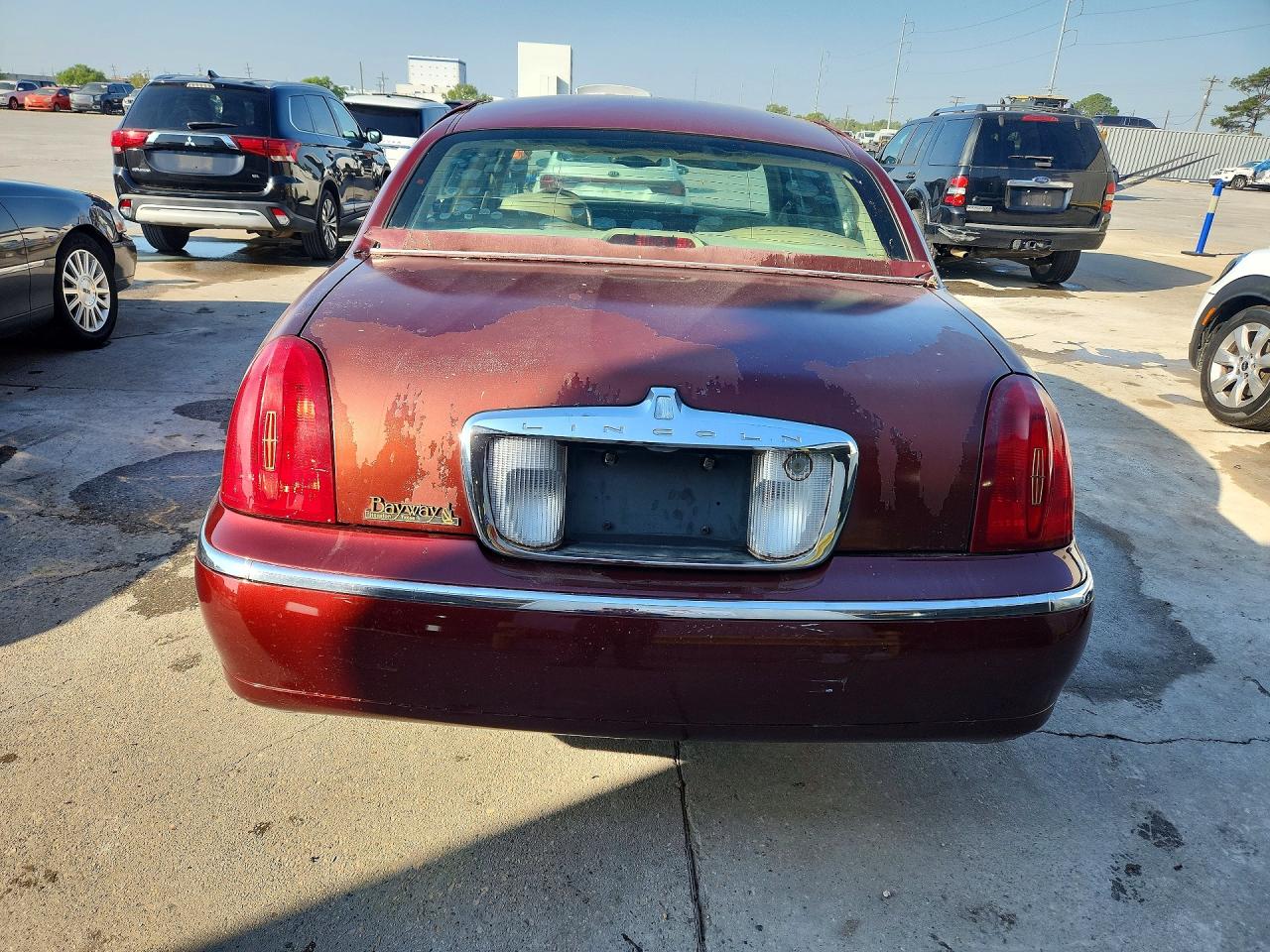 2000 LINCOLN TOWN CAR SIGNATURE photo 11