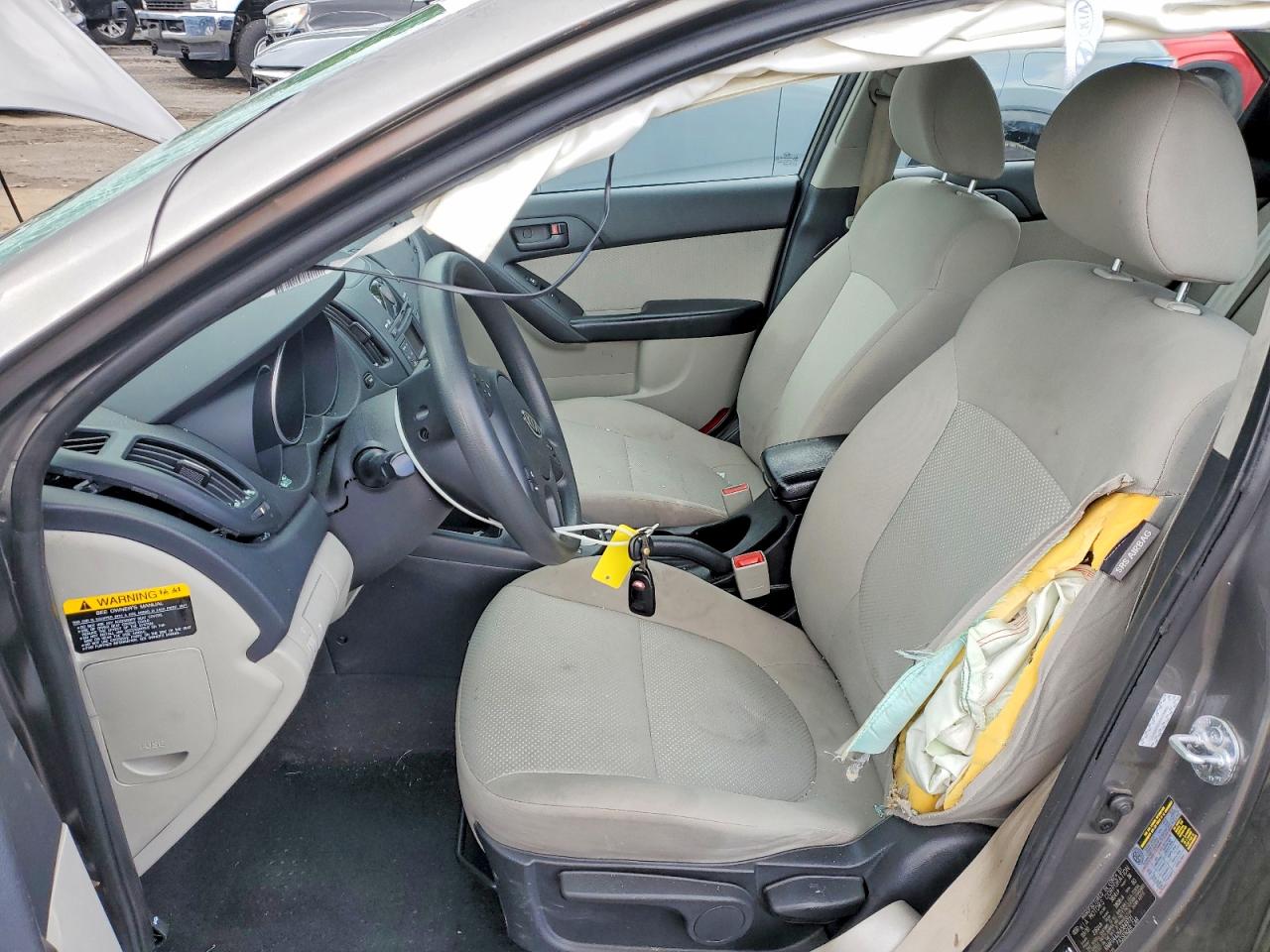 2010 KIA FORTE EX photo 13