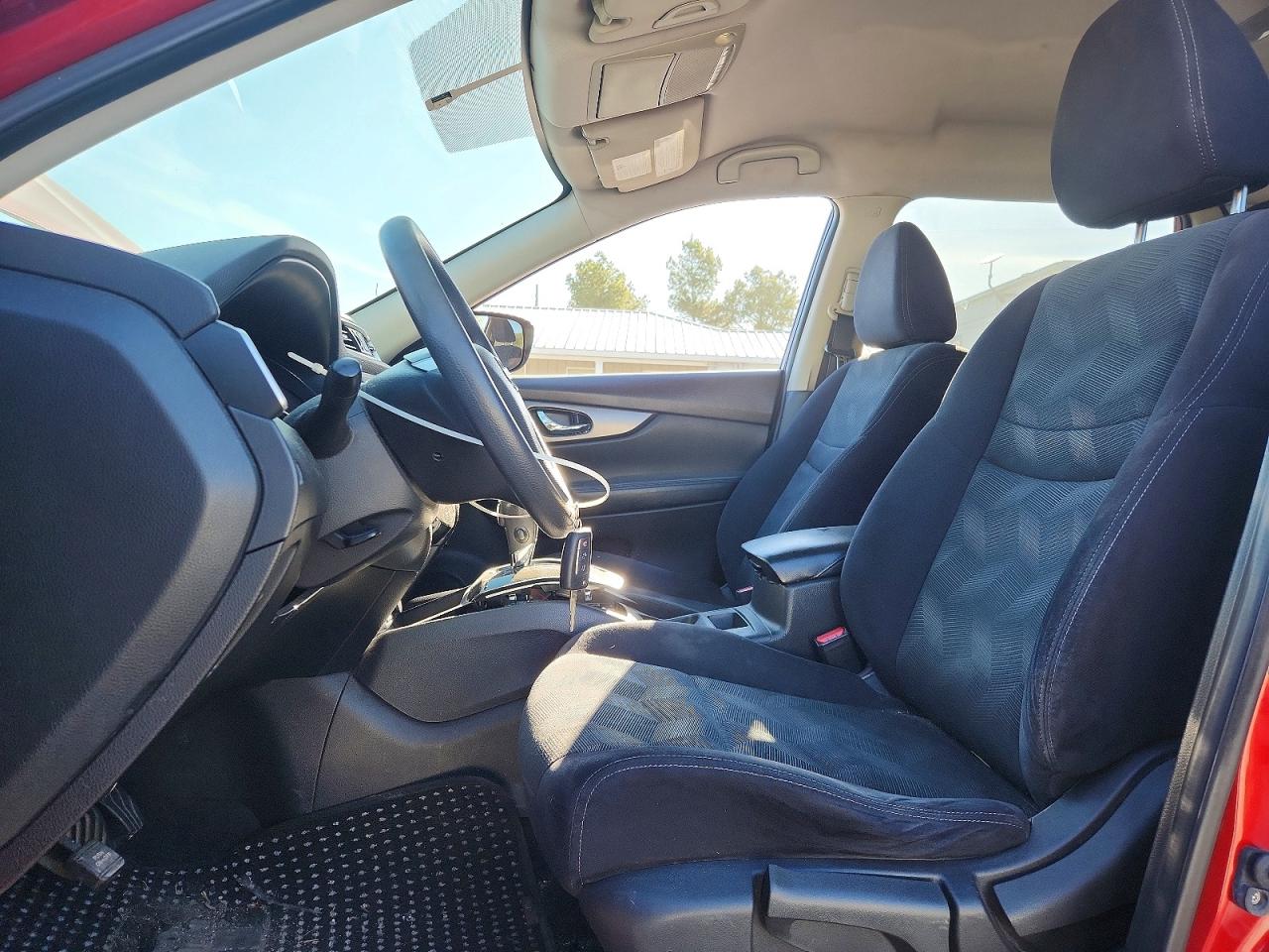 2016 NISSAN ROGUE S photo 13