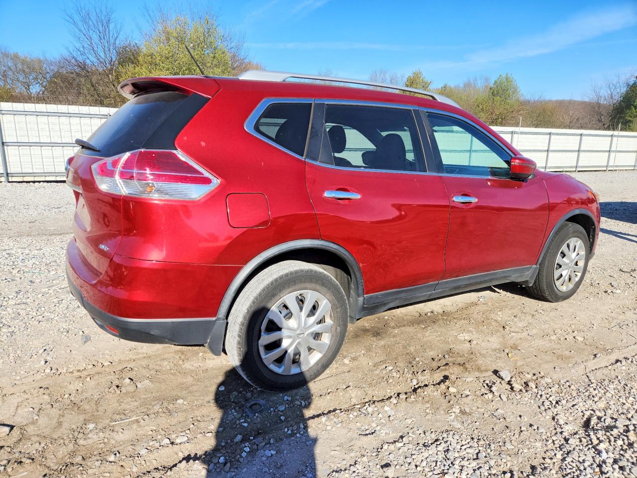 2016 NISSAN ROGUE S photo 5