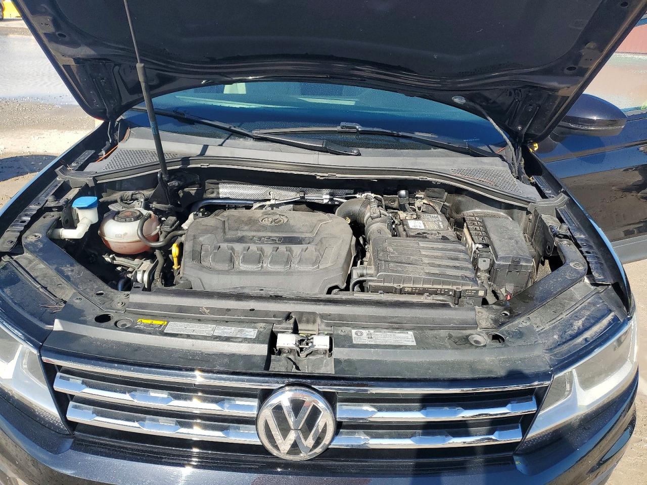 2020 VOLKSWAGEN TIGUAN S photo 34
