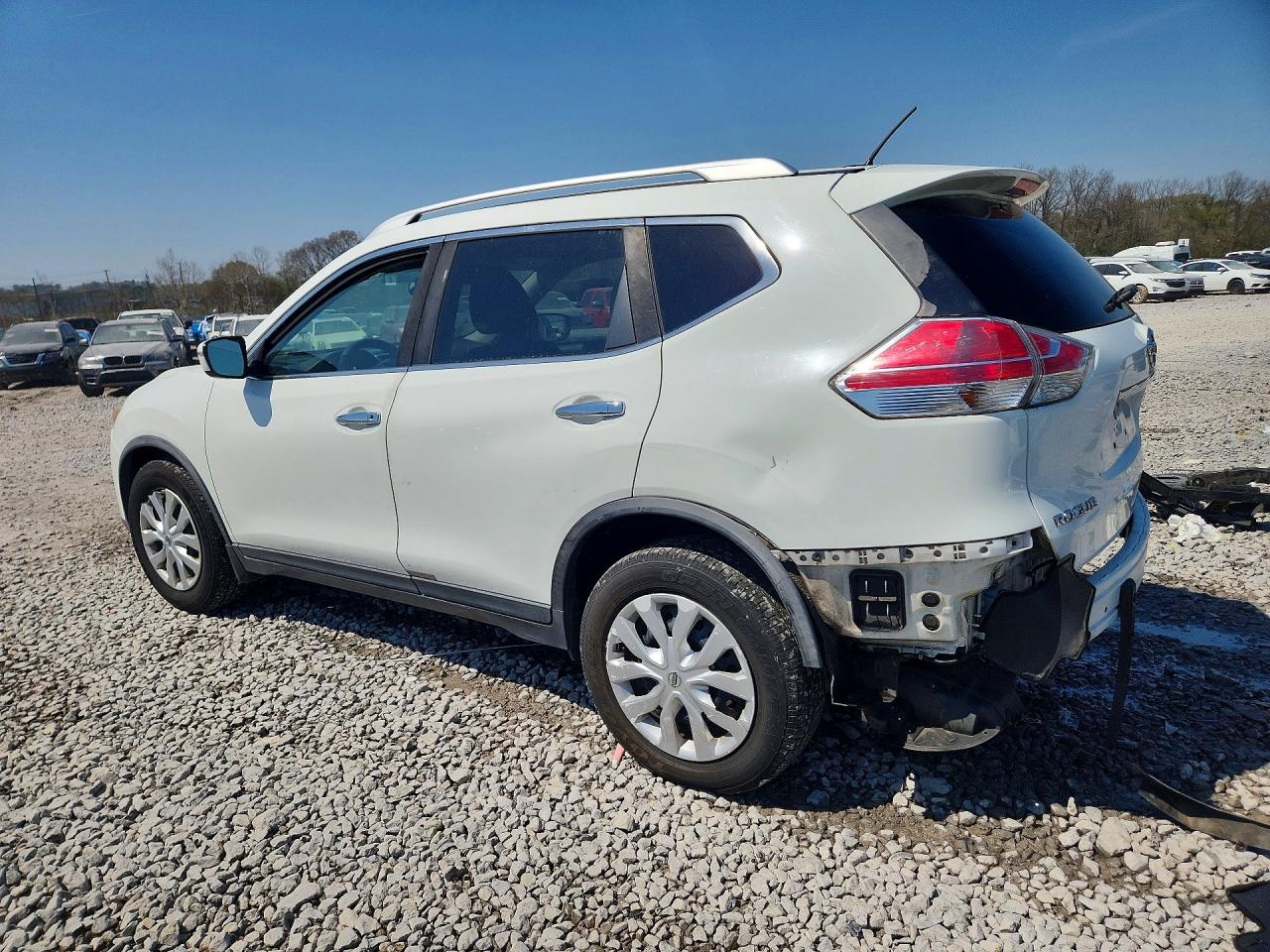 2016 NISSAN ROGUE S photo 2