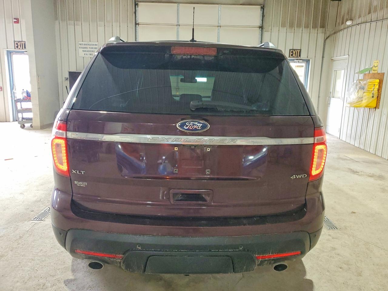 2011 FORD EXPLORER XLT photo 6